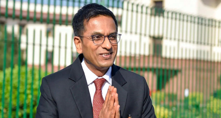 CJI Chandrachud Calls For Redefining Judges: From Deities to Servants of Justice