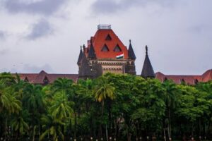 Bombay HC Fines Clerk